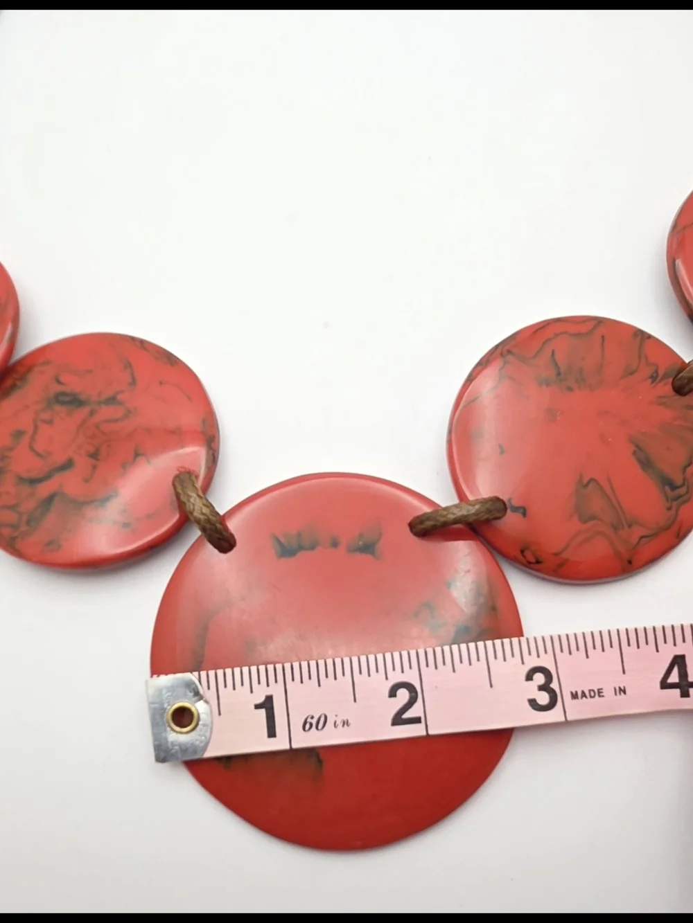 Chunky Red Swirl Resin Disc Statement Necklace Leather Cord Shell Button 24